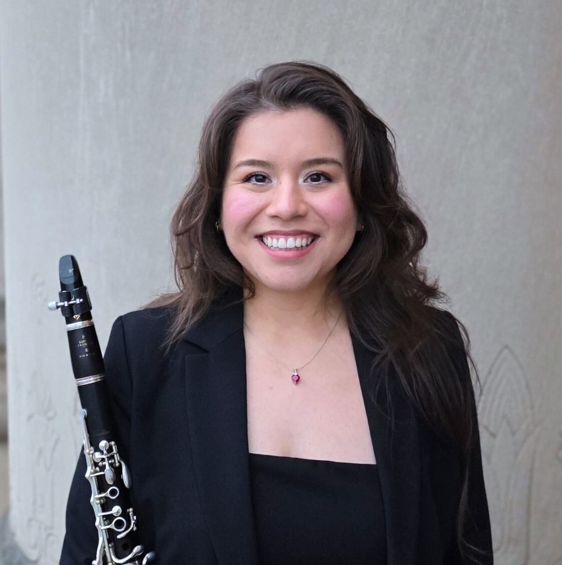 Marie Gallardo, clarinet